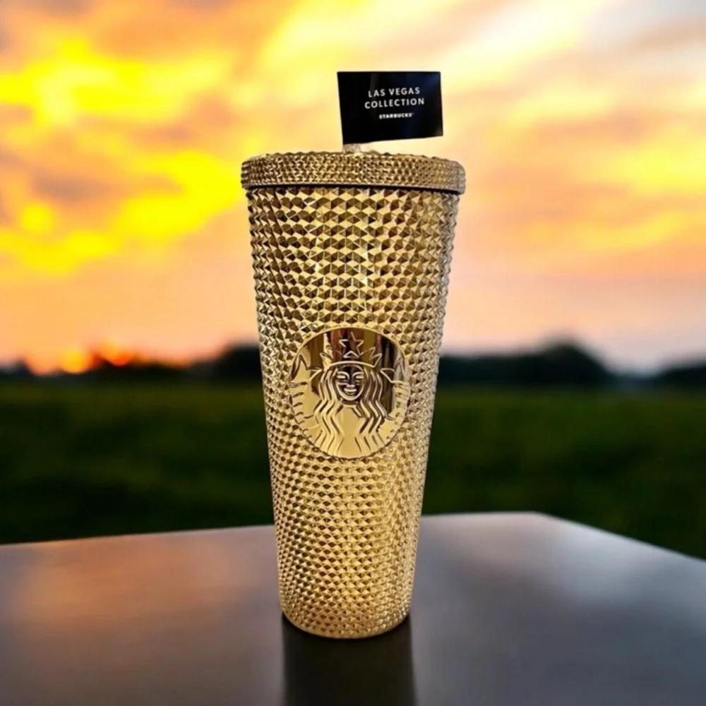 Las Vegas Golden Venti coffee cup You can only get this in Vegas baby! Lucky cup